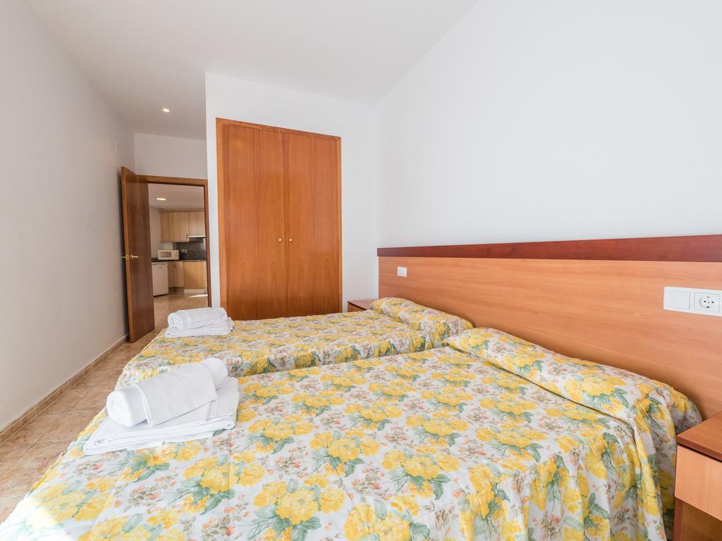 Apartaments Ar Easy Santa Anna II โยเรตเดมาร์ ภายนอก รูปภาพ