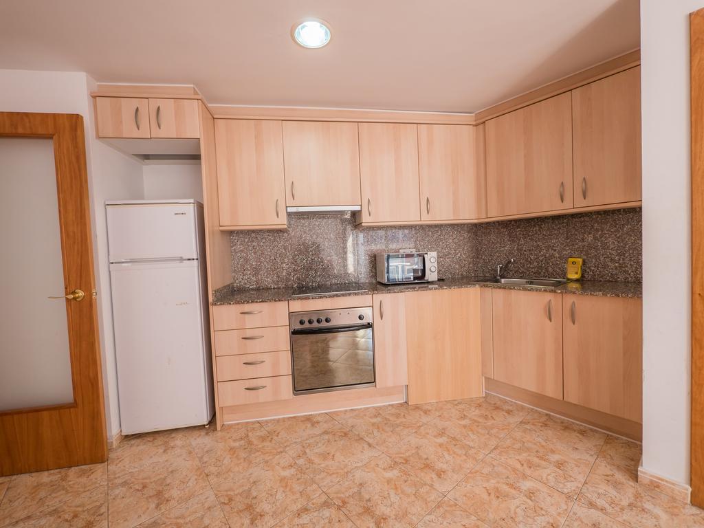 Apartaments Ar Easy Santa Anna II โยเรตเดมาร์ ภายนอก รูปภาพ