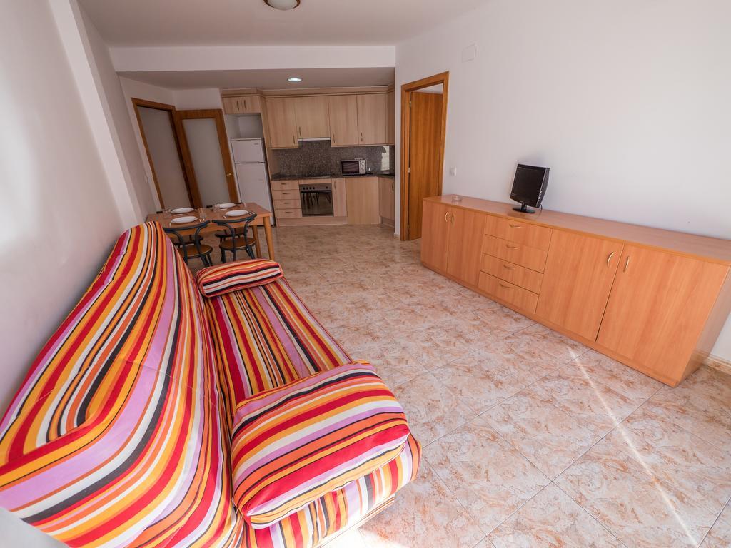 Apartaments Ar Easy Santa Anna II โยเรตเดมาร์ ภายนอก รูปภาพ
