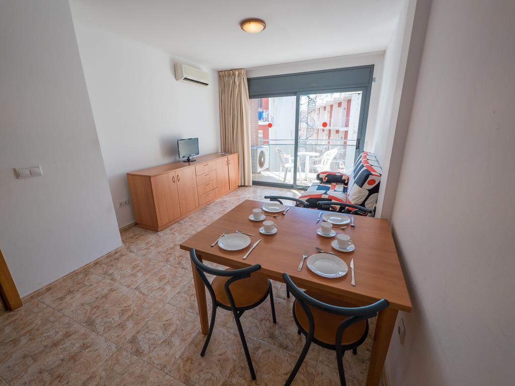 Apartaments Ar Easy Santa Anna II โยเรตเดมาร์ ภายนอก รูปภาพ