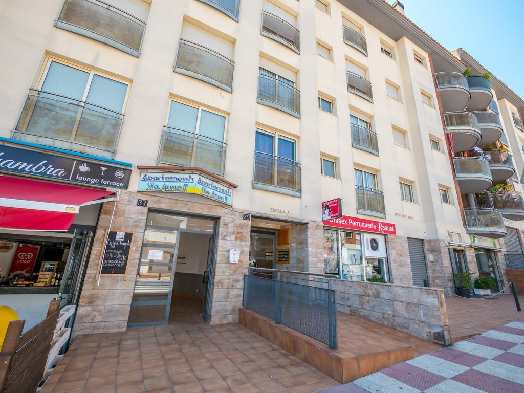 Apartaments Ar Easy Santa Anna II โยเรตเดมาร์ ภายนอก รูปภาพ